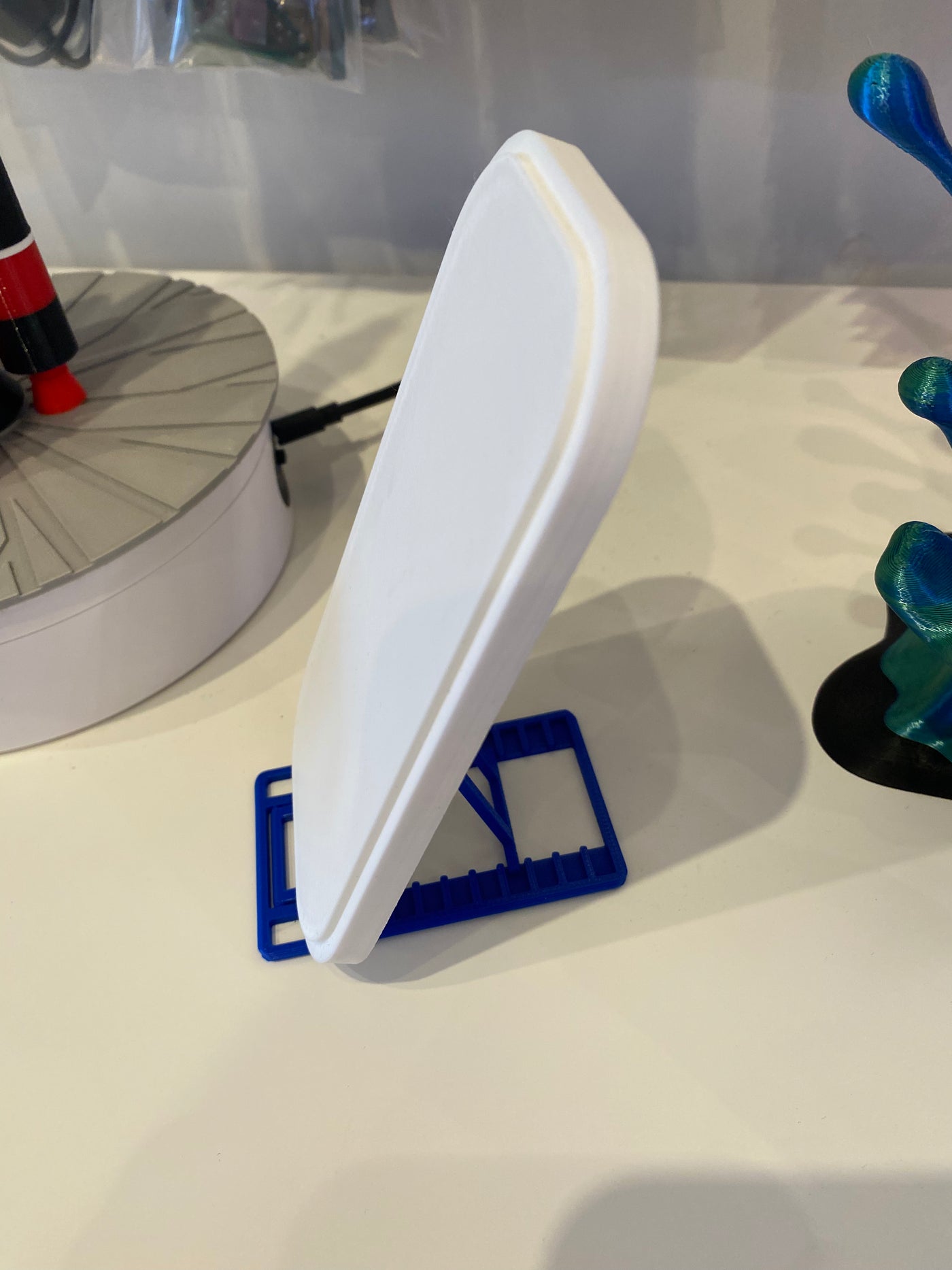 Ultra Light Phone Stand